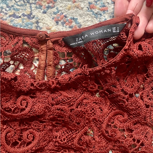 Sleeveless Crochet Top - Picture 4 of 4